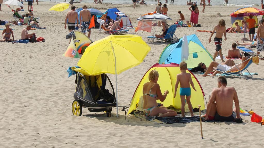 Strand49 Glamping Sint Maartenszee Sint Maartensvlotbrug Екстериор снимка